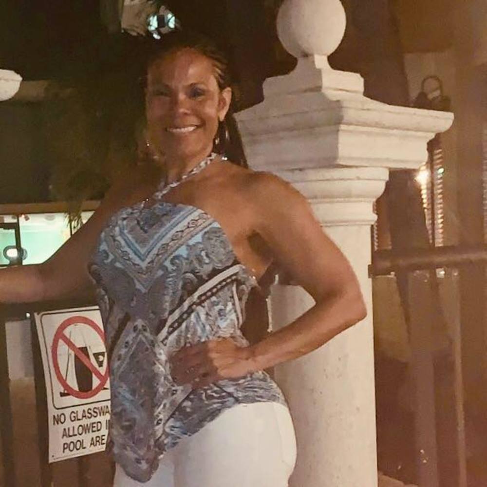 Meet your Posher, Vivian